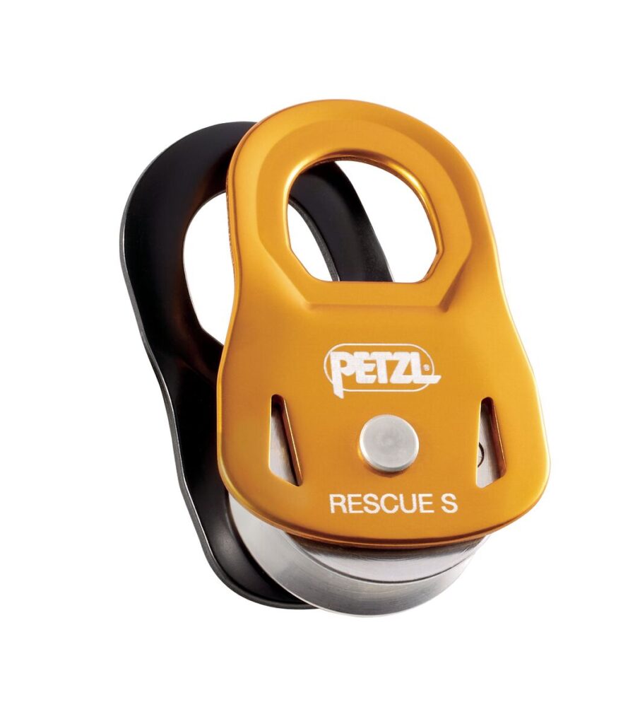 P050AA00 RESCUE S LowRes